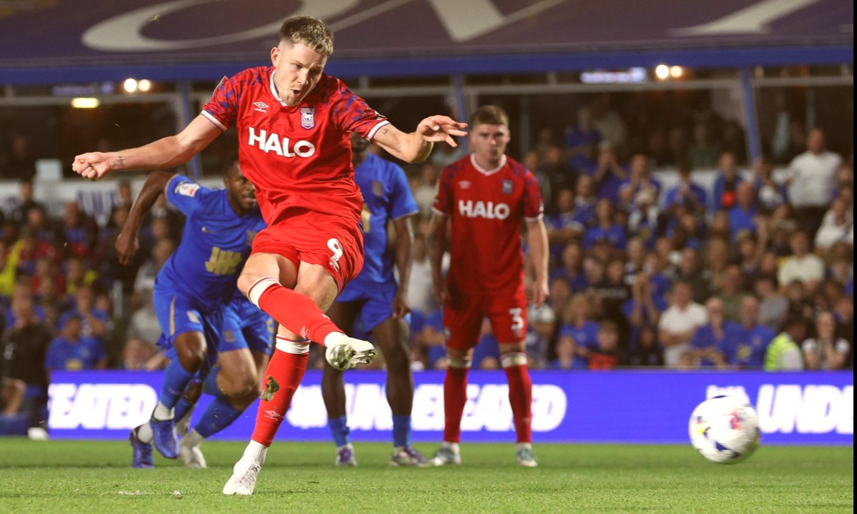 Friday Night Football Frenzy How to Watch Birmingham vs Ipswich Live – TV, Streaming, Kick-Off Time, and More